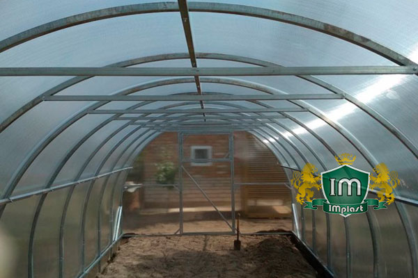 Polycarbonate greenhouses and hotbeds photos